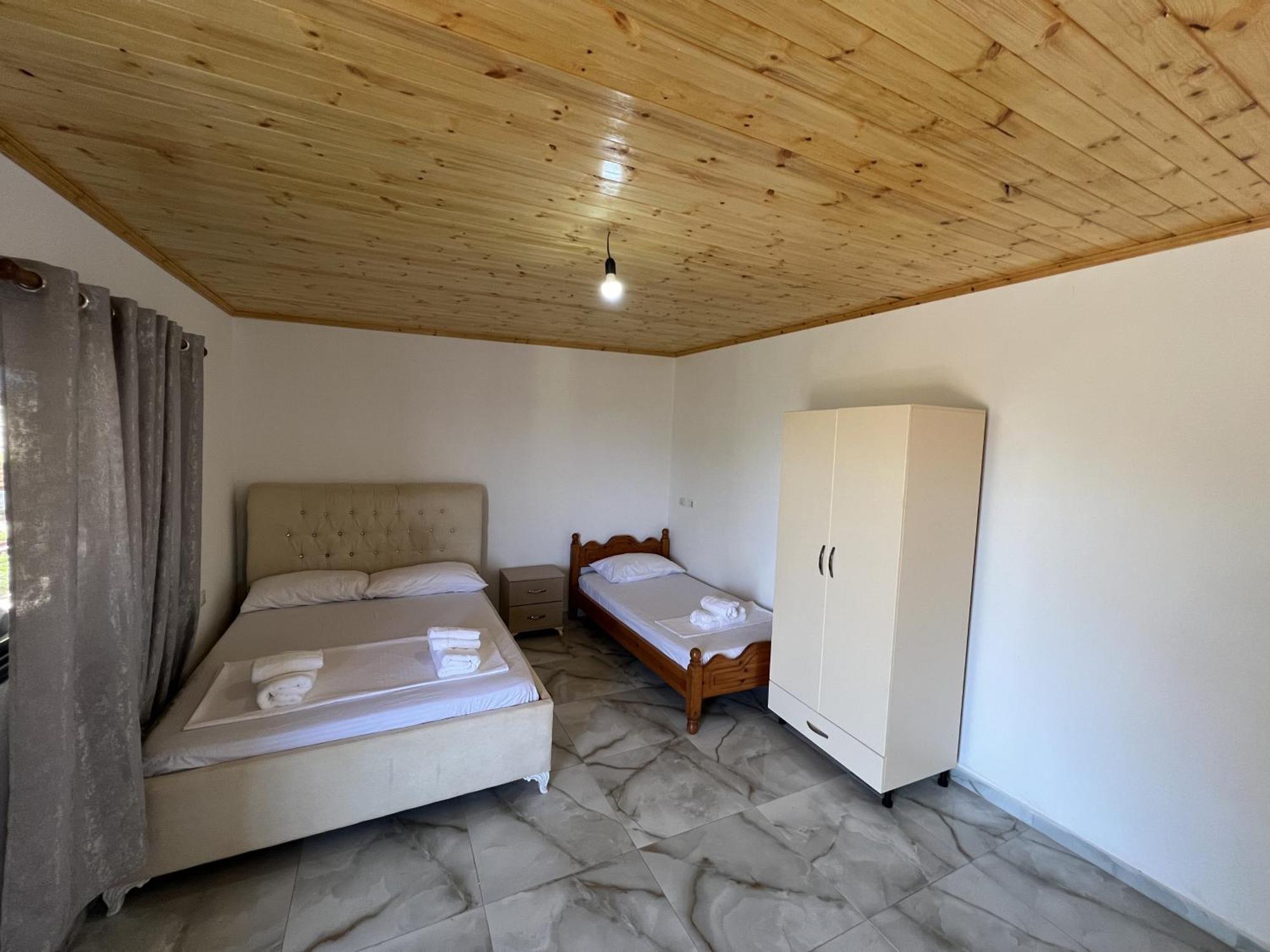 Oni Apartments Ksamil Buitenkant foto