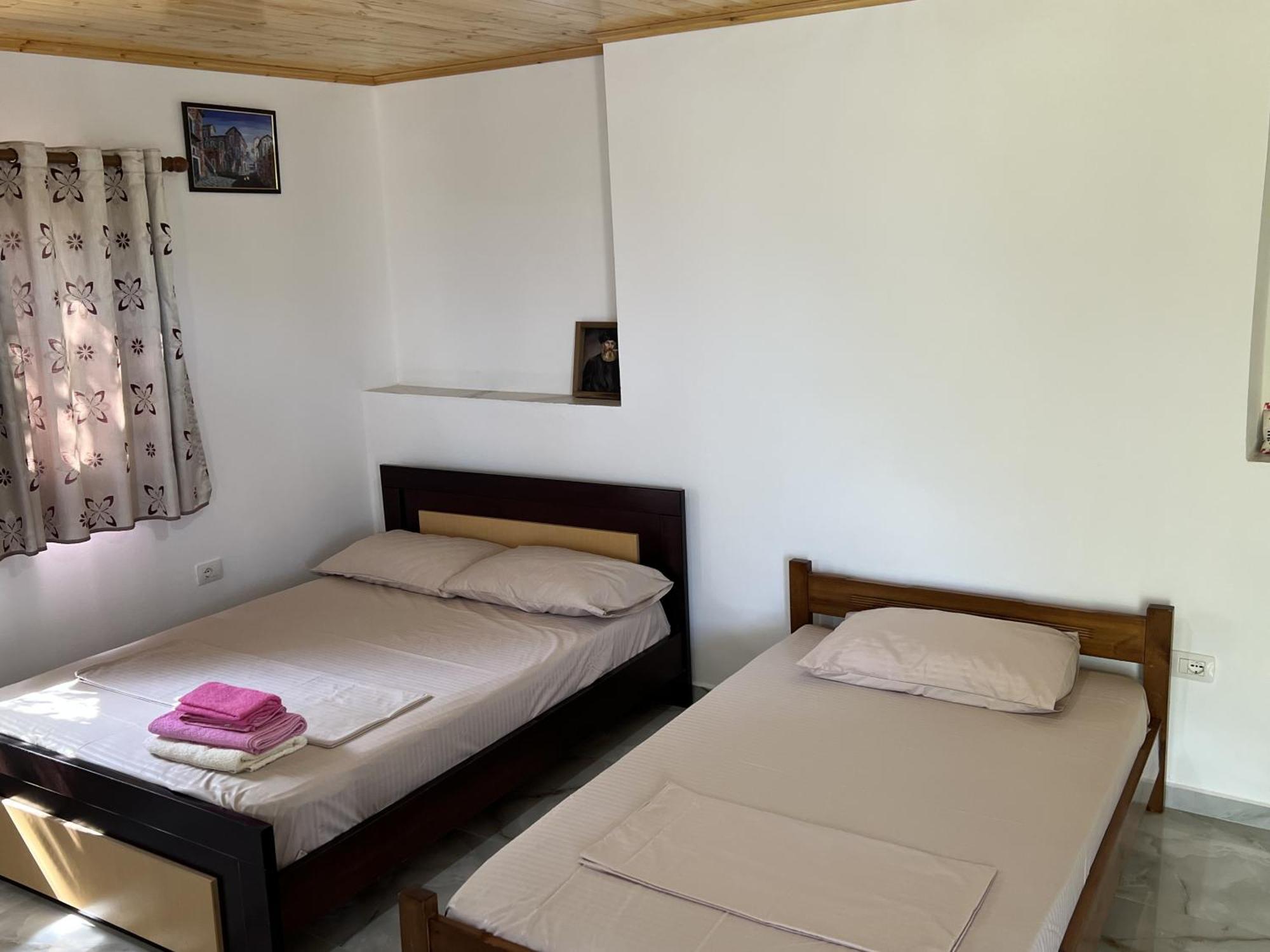 Oni Apartments Ksamil Buitenkant foto