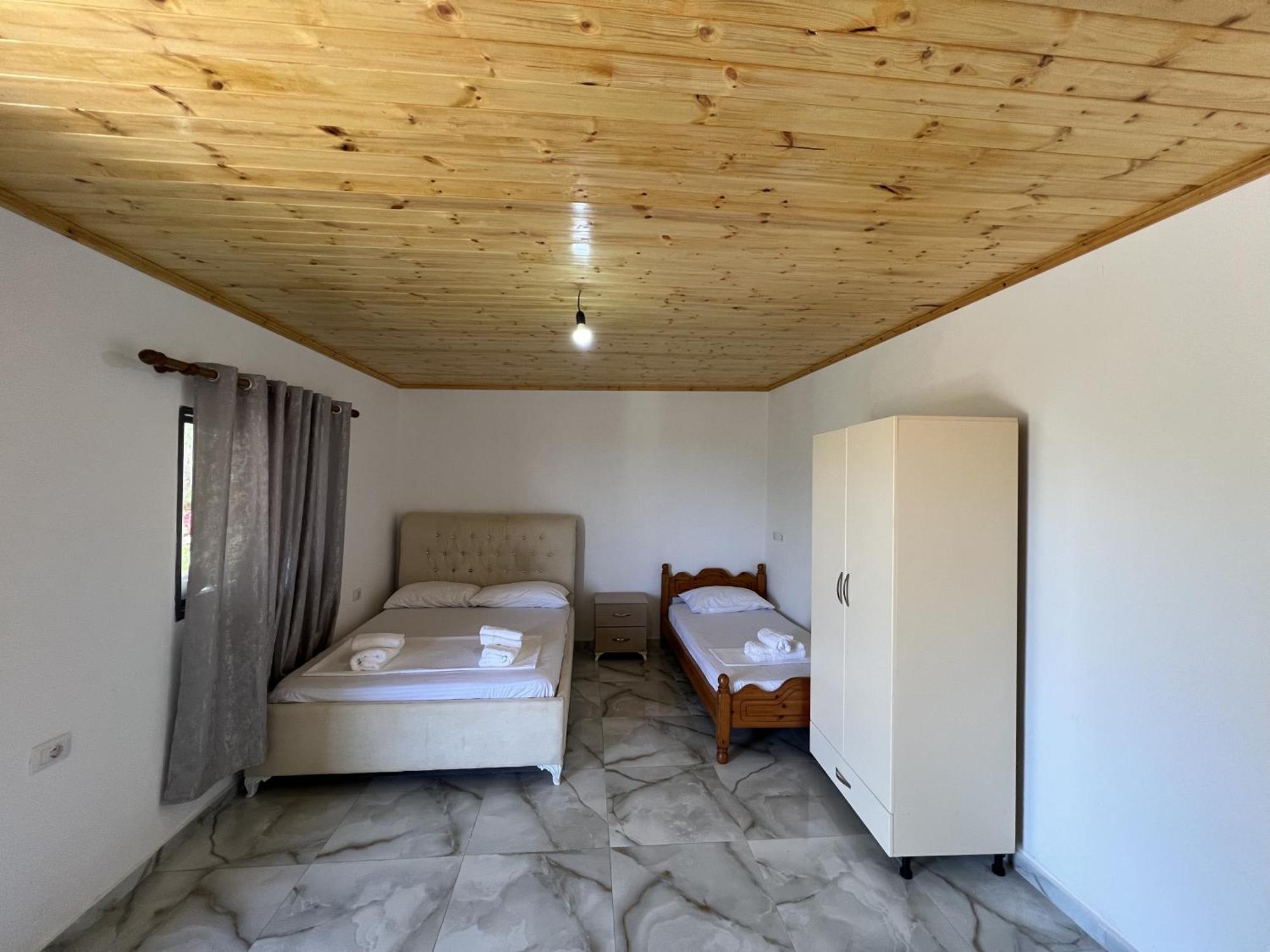Oni Apartments Ksamil Buitenkant foto